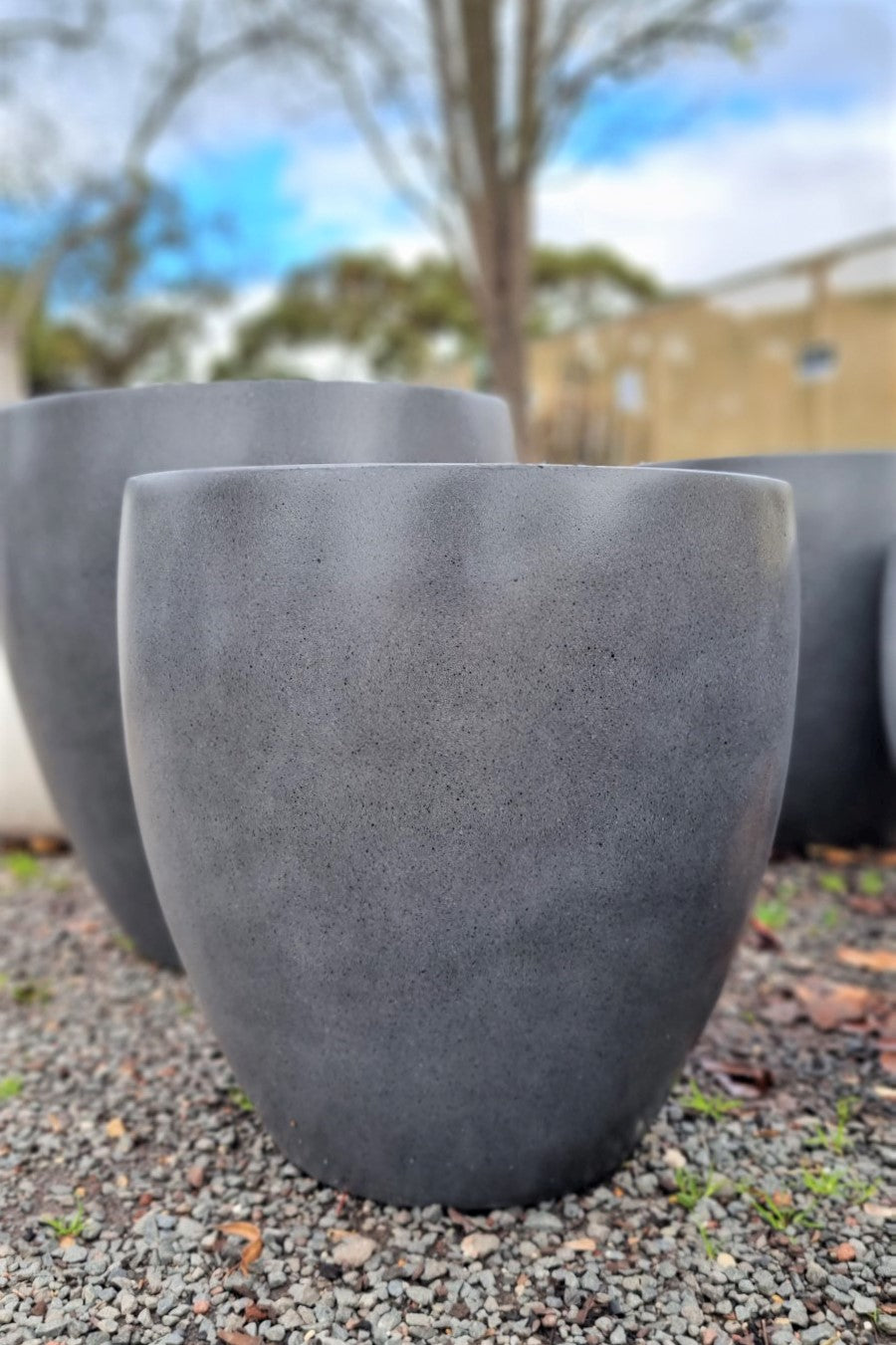 MONTAGUE EGG DARK GREY LARGE