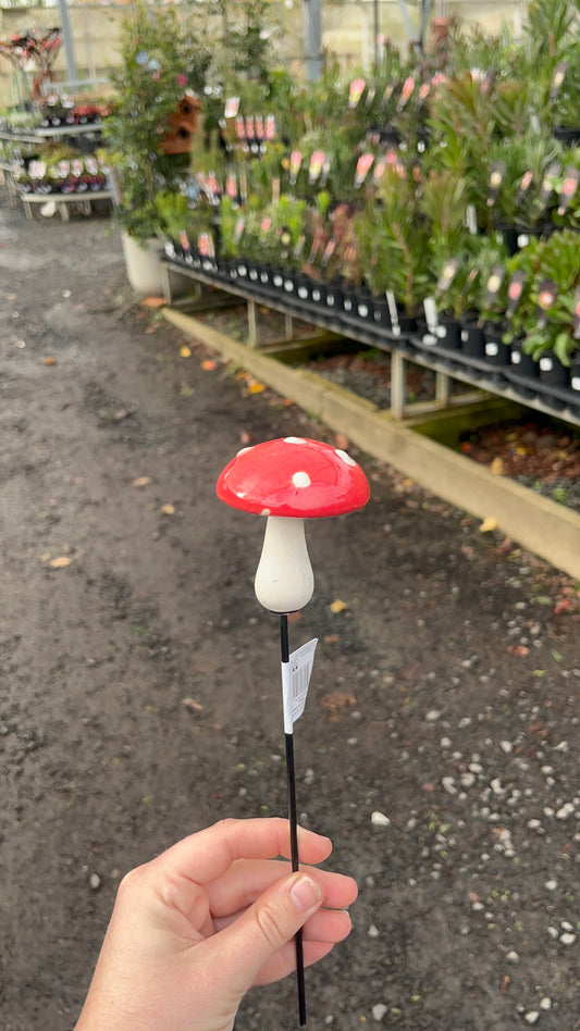 MUSHROOM CERAMIC GARDEN STAKE