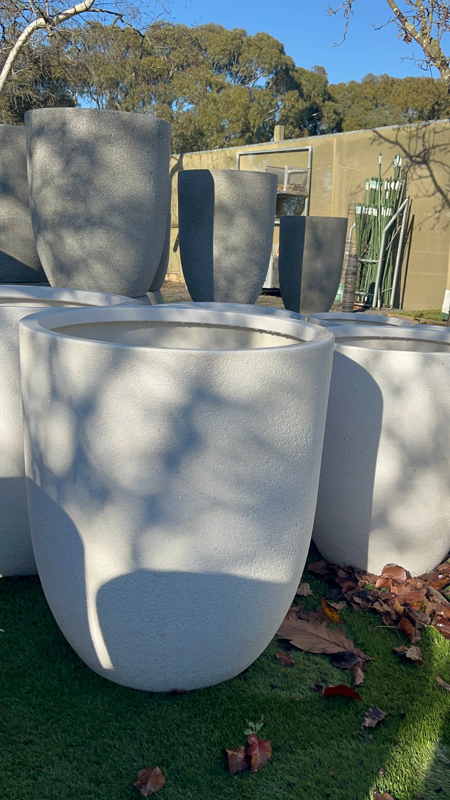 CHAMBERS U POT EXTRA LARGE LAVA WHITE