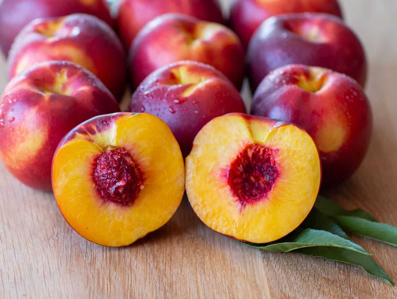 DWARF NECTARINES YELLOW FLESH BR