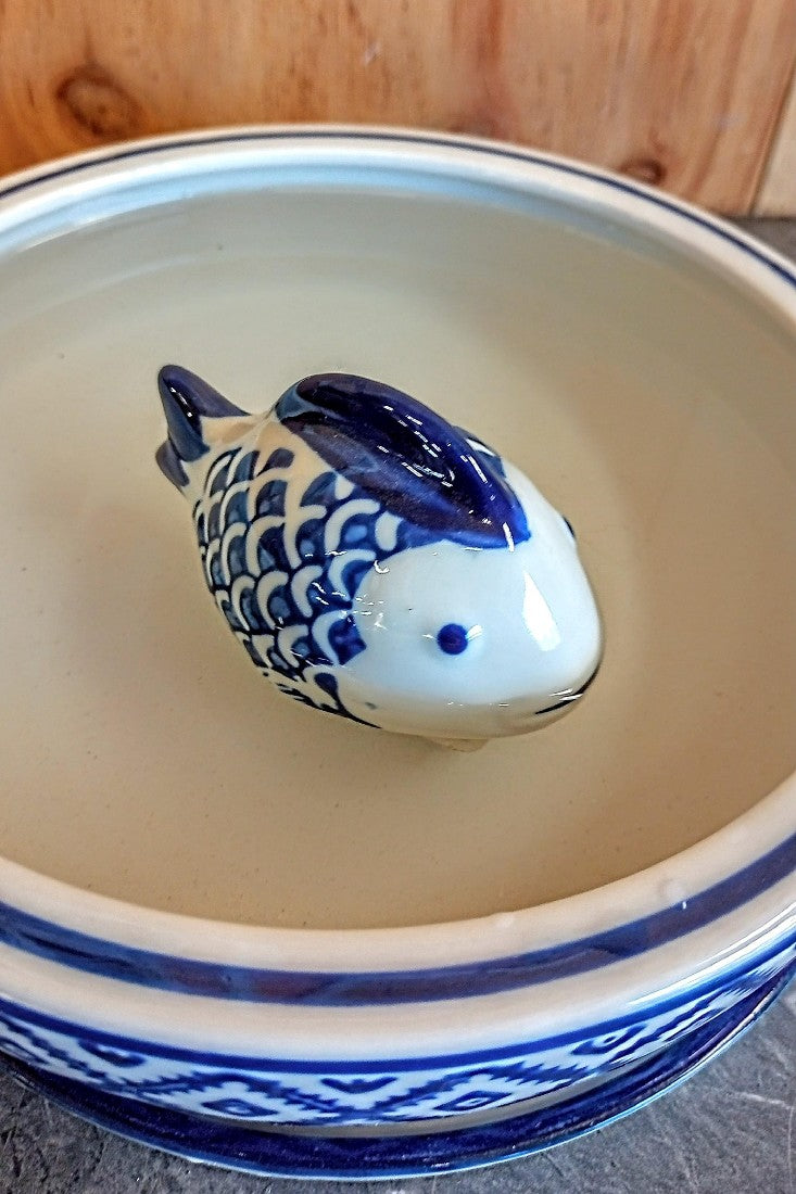 FLOATING FISH PORCELAIN SMALL